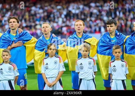 Teamfoto: Oleksandr Svatok, UKR 3 Taras STEPANENKO, UKR 6 Ilya Zabarnyi, UKR 13 Anatoliy Trubin, UKR 12 Roman Yaremchuk, UKR 9 Mykola MATWIJENKO, UKR 22 Yukhym Konoplia, UKR 2 Viktor Tsygankov, UKR 15 UKR 19 prima dell'amichevole GERMANIA - UCRAINA 0-0 DEUTSCHLAND - UCRAINA in preparazione ai Campionati europei 2024 il 3 giugno 2024 a Norimberga, Germania. Fotografo: ddp Images/STAR-Images credito: ddp media GmbH/Alamy Live News Foto Stock