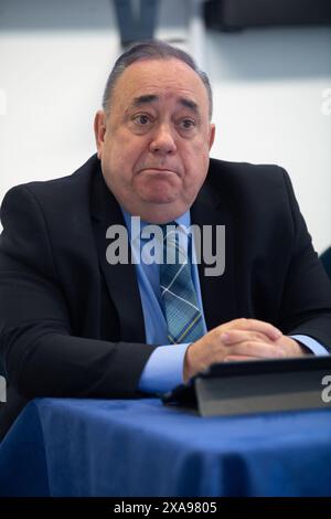 Londra, Regno Unito. 5 giugno 2024. Alex Salmond - ex primo ministro della Scozia e attuale leader del Partito ALBA a un briefing per le elezioni generali di Westminster dove ha annunciato che il Partito ALBA schiererà e sosterrà 20 candidati alle elezioni di luglio. Credito: Justin ng/Alamy Live News. Foto Stock
