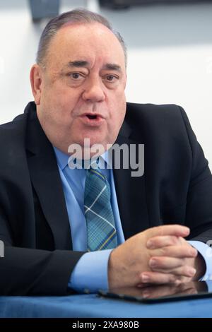 Londra, Regno Unito. 5 giugno 2024. Alex Salmond - ex primo ministro della Scozia e attuale leader del Partito ALBA a un briefing per le elezioni generali di Westminster dove ha annunciato che il Partito ALBA schiererà e sosterrà 20 candidati alle elezioni di luglio. Credito: Justin ng/Alamy Live News. Foto Stock
