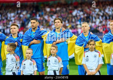 Teamfoto: Oleksandr Svatok, UKR 3 Taras STEPANENKO, UKR 6 Ilya Zabarnyi, UKR 13 Anatoliy Trubin, UKR 12 Roman Yaremchuk, UKR 9 Mykola MATWIJENKO, UKR 22 Yukhym Konoplia, UKR 2 Viktor Tsygankov, UKR 15 UKR 19 prima dell'amichevole GERMANIA - UCRAINA 0-0 DEUTSCHLAND - UCRAINA in preparazione ai Campionati europei 2024 il 3 giugno 2024 a Norimberga, Germania. Fotografo: Immagini ddp/immagini a stella Foto Stock