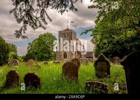 Steyning, 1 giugno 2024: Chiesa parrocchiale di Sant'Andrea e San Cuthman Foto Stock