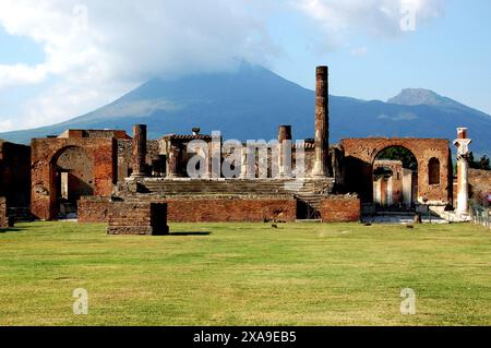 Italia, nei pressi di Napoli, la città di Pompei fu distrutta dall'eruzione del vulcano vesuvio nell'anno 79 d.C. e sepolta sotto sedimenti vocanici. Foto Stock