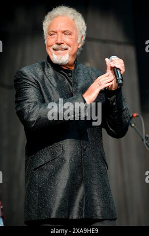 Tom Jones, V2012, Hylands Park, Chelmsford, Essex, Regno Unito - 19 agosto 2012 Foto Stock