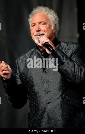 Tom Jones, V2012, Hylands Park, Chelmsford, Essex, Regno Unito - 19 agosto 2012 Foto Stock