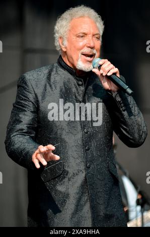 Tom Jones, V2012, Hylands Park, Chelmsford, Essex, Regno Unito - 19 agosto 2012 Foto Stock