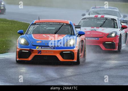 Paul Porter, Team Parker Racing, Porsche 718 Cayman GT4 Clubsport, Porsche Sprint Challenge Gran Bretagna 2024, una singola serie di marchi con tutti i piloti Foto Stock