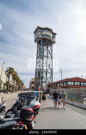 Torre della funivia, Torre di Sant Sebastia (1931) in viaggio dal porto o porto di Barcellona a Montjuic, Barcellona, Catalogna, Spagna Foto Stock