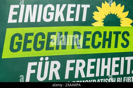 Lauchringen, Germania, 26 maggio 2024: Poster della campagna Alliance 90/The Greens per le prossime elezioni europee. (Foto di Andreas Haas/dieBildman Foto Stock