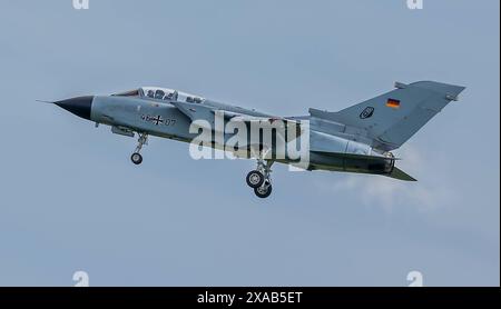 Kampfjet PA-200 Tornado Berlin, 05.06.2024: Luftfahrtschau ILA. Kampfjet PA-200 Tornado Schönefeld Brandenburg Deutschland BER *** Fighter Jet PA 200 Tornado Berlin, 05 06 2024 ILA Air Show Fighter Jet PA 200 Tornado Schönefeld Brandenburg Germania BER Foto Stock