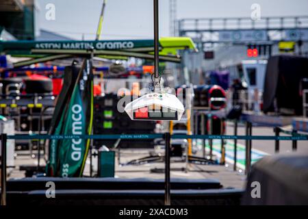 Montreal, Quebec, Canada. 5 giugno 2024. Pitlane Aston Martin Aramco F1 Team.durante la Formula 1 AWS Grand Prix du Canada 2024, Montreal, Quebec, Canada, dal 6 al 9 giugno - Rounfd 9 di 24 del 2024 F1 World Championship (Credit Image: © Alessio De Marco/ZUMA Press Wire) SOLO PER USO EDITORIALE! Non per USO commerciale! Foto Stock