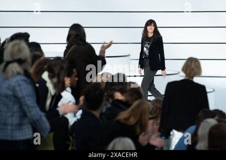 Parigi, Francia. 3 marzo 2020. Virginie Viard lascia la direzione artistica di Chanel - file - la Designer Virginie Viard fa un'apparizione sulla passerella durante lo spettacolo Chanel come parte della Paris Fashion Week Womenswear Autunno/Inverno 2020/2021 a Parigi, Francia, il 3 marzo 2020. Foto di Aurore Marechal/ABACAPRESS. COM credito: Abaca Press/Alamy Live News Foto Stock