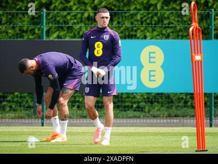 L'inglese Phil foden durante una sessione di allenamento al Tottenham Hotspur Training Session di Londra. Data foto: Giovedì 6 giugno 2024. Foto Stock