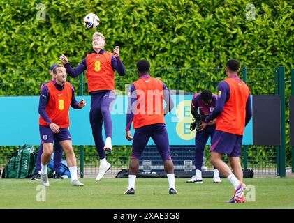 Giocatori dell'Inghilterra durante una sessione di allenamento al Tottenham Hotspur Training Session di Londra. Data foto: Giovedì 6 giugno 2024. Foto Stock