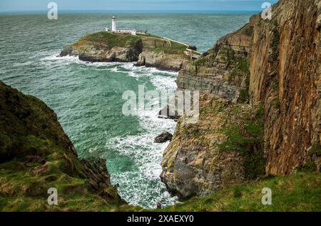 Faro di South Stack, Holy Island, Holyhead, Anglesey. Yns Mon, Galles del Nord. Foto Stock