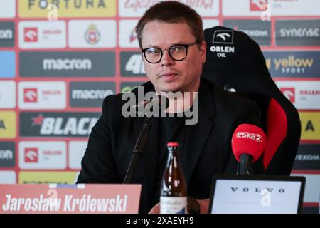 Cracovia, Polonia. 5 giugno 2024. Jaroslaw Krolewski di Wisla Krakow visto in una conferenza stampa durante la presentazione del nuovo allenatore di Wisla Krakow allo Stadio Municipale di Cracovia. Credito: SOPA Images Limited/Alamy Live News Foto Stock