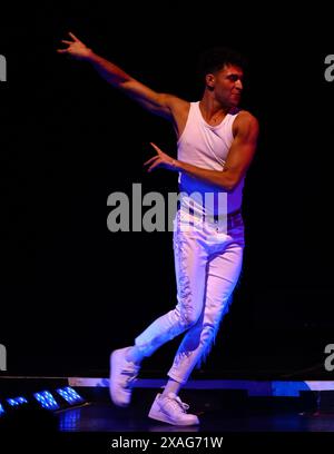 Emma Slater, Britt Stewart ed Ezra Sosa, compagni di DWTS di Gleb Savchenko partecipano alla sua performance Chippendales a Rio, Las Vegas, NV con: Ezra Sosa dove: Las Vegas, Nevada, Stati Uniti quando: 05 maggio 2024 Credit: Judy Eddy/WENN Foto Stock