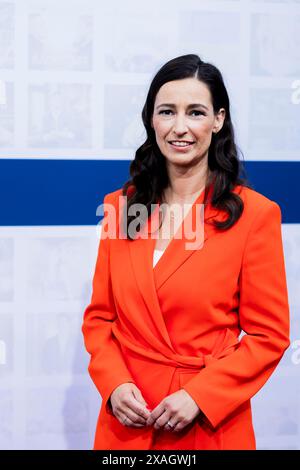 Berlino, Germania. 6 giugno 2024. Pinar Atalay, presentatore, si presenta al partito Bertelsmann presso l'Ufficio di rappresentanza Bertelsmann. Crediti: Christoph Soeder/dpa/Alamy Live News Foto Stock