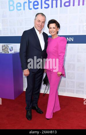 Clemens Toennies und Margit Toennies bei der Bertelsmann Party in der Berliner Repräsentanz Bertelsmann a Berlino 06.06.2024 *** Clemens Toennies e Margit Toennies al Partito Bertelsmann presso l'ufficio di rappresentanza Bertelsmann a Berlino 06 2024 Foto Stock