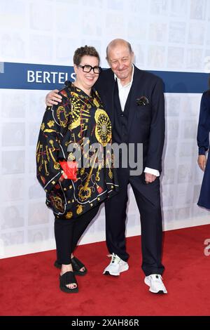 Maren Muntenbeck und Leonard Lansink bei der Bertelsmann Party in der Berliner Repräsentanz Bertelsmann a Berlino 06.06.2024 *** Maren Muntenbeck e Leonard Lansink al partito Bertelsmann presso l'ufficio di rappresentanza Bertelsmann a Berlino 06 2024 Foto Stock