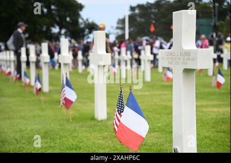 Francia. 6 giugno 2024. Cimitero DEGLI STATI UNITI vicino a Colleville-sur-Mer, in Normandia. 06.06.2024 Francia (foto di Aleksy Witwicki/Sipa USA) credito: SIPA USA/Alamy Live News Foto Stock