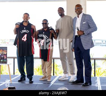 Miami, Stati Uniti d'America. 6 giugno 2024. MIAMI, FLORIDA - 06 GIUGNO: Will Smith, Martin Lawrence, Bam Adebayo e Alonzo piangono sul palco durante la celebrazione "Bad Boys: Ride or Die" Miami Release Day al Perez Art Museum Miami il 6 giugno 2024 a Miami, Florida. (Foto di Alberto E. Tamargo/Sipa USA) credito: SIPA USA/Alamy Live News Foto Stock