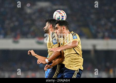 Kolkata, India. 6 giugno 2024. Giocatori del Kuwait in azione durante le qualificazioni alla Coppa del mondo FIFA 2026 e la partita preliminare di qualificazione congiunta della Coppa d'Asia 2027 tra India e Kuwait al Salt Lake Stadium. Punteggio finale; India 0:0 Kuwait. Credito: SOPA Images Limited/Alamy Live News Foto Stock