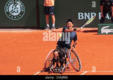 Roland Garros, Parigi, Francia. 7 giugno 2024. Torneo di tennis Open di Francia 2024, giorno 13; Takuya Miki (JPN) in prima linea contro Guilhem Laget (fra) e Frederic Cattaneo (fra) in doppia sedia a rotelle da uomo crediti: Action Plus Sports/Alamy Live News Foto Stock