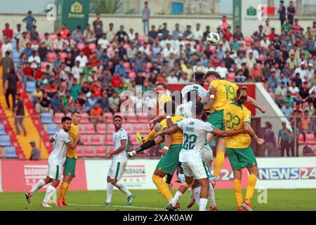 Partita di andata e ritorno Bangladesh-Australia delle qualificazioni ai Mondiali FIFA alla Bashundhara Kings Arena di Dacca, Bangladesh, 6 giugno 2024. Foto Stock