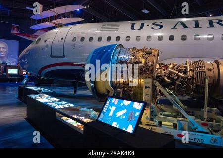 L'aereo di linea commerciale "Miracle on the Hudson" in mostra al Sullenberger Aviation Museum di Charlotte, Carolina del Nord. Foto Stock