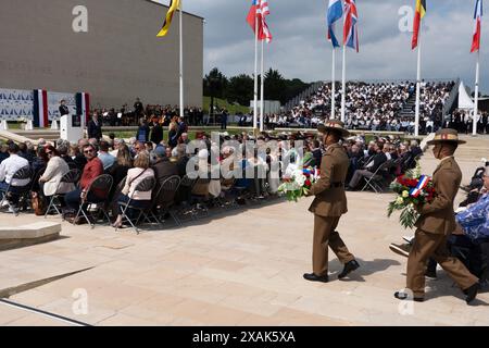 Caen, Francia. 6 giugno 2024. Marjolaine Cheylan/le Pictorium - cerimonia commemorativa del 6 giugno 1944 - 06/06/2024 - Francia/Normandia/Caen - 3a divisione britannica, sindaco, prefetto di Calvados, le famiglie dei membri della resistenza e i testimoni della seconda guerra mondiale si riunirono sulla spianata di Eisenhower del Caen Memorial per commemorare gli sbarchi del 6 giugno 1944. Crediti: LE PICTORIUM/Alamy Live News Foto Stock