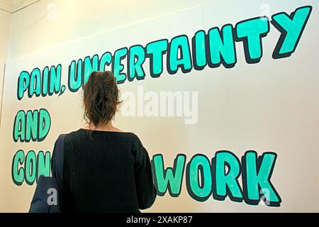 Glasgow, Scozia, Regno Unito.7 giugno 2024: GSA Glasgow School of Art Degree Show of the fine Arts, 2024. Credit Gerard Ferry/Alamy Live News Foto Stock