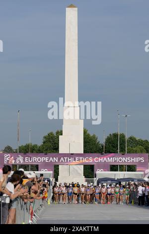 Roma, Italia. 29 maggio 2024. Partenza della corsa a piedi femminile di 20km durante la 26a edizione dei Campionati europei di atletica leggera di Roma 2024 allo Stadio Olimpico di Roma, Italia - venerdì 7 giugno 2024 - Sport, Atletica (foto di Fabrizio Corradetti/LaPresse) credito: LaPresse/Alamy Live News Foto Stock