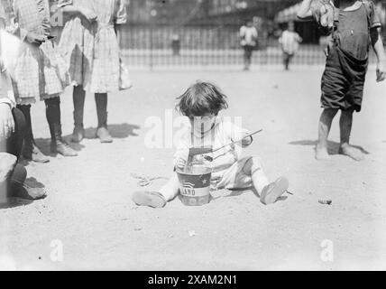 N.Y. Playground, tra c1910 e c1915. Foto Stock