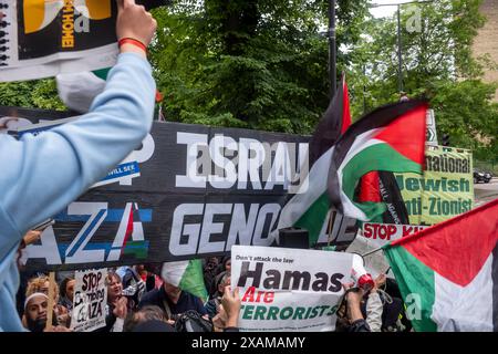 Swiss Cottage, Londra, 7 giugno 2024. Manifestazione pro palestinese con contro manifestazione pro israeliana “basta” che chiede alla polizia metropolitana di porre fine a tutte le marce pro palestinesi che sembrano sostenere il terrorismo di Hamas e la distruzione di Israele dall’inizio della guerra Israele/Hamas il 7 ottobre 2023. I sostenitori pro palestinesi al raduno sono stati i sostenitori pro israeliani. Crediti: Rena Pearl/Alamy Live News Foto Stock