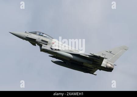 EF-2000 Eurofighter del XII gruppo Aeronautica militare "Aeronautica militare Italiana", durante il Tiger Meeting della NATO a Schleswig AB, Jagel, Germania. 7 giugno 2024. (Foto di Cody Froggatt/News Images) a Jagel, Germania il 6/7/2024. (Foto di Cody Froggatt/News Images/Sipa USA) credito: SIPA USA/Alamy Live News Foto Stock