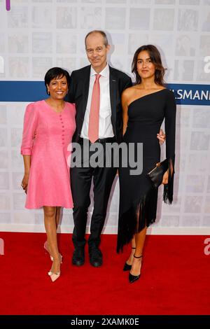 Shobna Mohn, Christoph Mohn, Annika Mohn bei der Bertelsmann Sommerparty in der Bertelsmann Repräsentanz Berlin. *** Shobna Mohn, Christoph Mohn, Annika Mohn alla festa estiva Bertelsmann presso l'Ufficio di rappresentanza Bertelsmann di Berlino Foto Stock