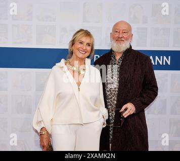 Diana Koerner, Roland Renner bei der Bertelsmann Sommerparty in der Bertelsmann Repräsentanz Berlin. *** Diana Koerner, Roland Renner al Bertelsmann Summer Party presso l'ufficio di rappresentanza Bertelsmann a Berlino Foto Stock