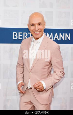 Michael Begasse bei der Bertelsmann Sommerparty in der Bertelsmann Repräsentanz Berlin. *** Michael Begasse al Bertelsmann Summer Party presso l'ufficio di rappresentanza Bertelsmann a Berlino Foto Stock