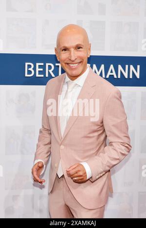 Michael Begasse bei der Bertelsmann Sommerparty in der Bertelsmann Repräsentanz Berlin. *** Michael Begasse al Bertelsmann Summer Party presso l'ufficio di rappresentanza Bertelsmann a Berlino Foto Stock