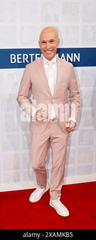 Michael Begasse bei der Bertelsmann Sommerparty in der Bertelsmann Repräsentanz Berlin. *** Michael Begasse al Bertelsmann Summer Party presso l'ufficio di rappresentanza Bertelsmann a Berlino Foto Stock