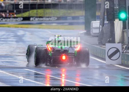 Montreal, Quebec, Canada. 7 giugno 2024. Zhou Guanyu (CHN) - Stake F1 Team Kick Sauber - Sauber C44 - Ferrari durante la Formula 1 AWS Grand Prix du Canada 2024, Montreal, Quebec, Canada, dal 6 al 9 giugno - Rounfd 9 di 24 del 2024 F1 World Championship (immagine di credito: © Alessio De Marco/ZUMA Press Wire) SOLO PER USO EDITORIALE! Non per USO commerciale! Foto Stock