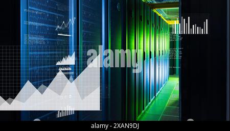 Immagine dell'elaborazione dei dati finanziari su server di computer Foto Stock