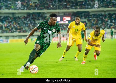 Uyo, Nigeria, 7 giugno 2024, Nigeria vs Sudafrica. Qualificazione alla Coppa del mondo FIFA 2026. DELE-Bashiru Fisayo credito: Victor modo Foto Stock