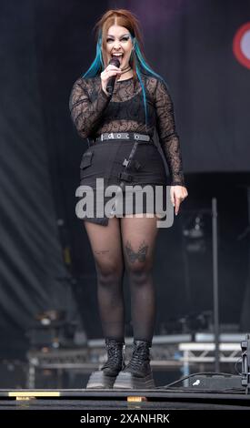 AS December Falls si sta formando al festival Slam Dunk 2024, Hatfield Park, Hertfordshire, Regno Unito Foto Stock