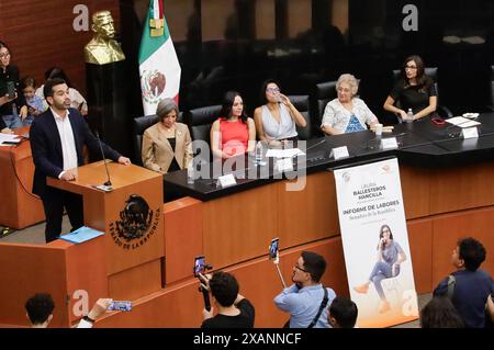 Sessione legislativa della Commissione permanente del Senato del Messico Ex candidato per la presidenza del Messico del partito movimento cittadino, Jorge Alvarez Maynez, interviene durante il rapporto di lavoro della senatrice Laura Ballesteros al Senato del Messico. Il 6 giugno 2024 a città del Messico, Messico. Città del Messico CDMX Messico Copyright: XLuisxBarronx Foto Stock