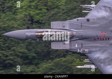 Addestramento di basso livello dell'USAF F15 di Mach Loop Foto Stock