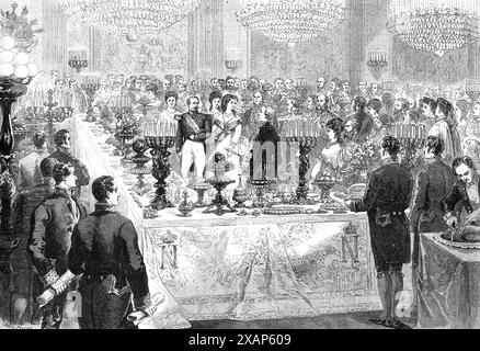 Cena di ballo nella Galerie de Diane, al Palazzo delle Tuileries, [Parigi], 1869. Napoleone III, l'imperatrice Eugenia e gli ospiti a "...un gran ballo e cena dato da sua Maestà Imperiale [cioè Eugenia]". Prendere nota del tovagliolo con la lettera "N" iniziale. Da "Illustrated London News", 1869. Foto Stock