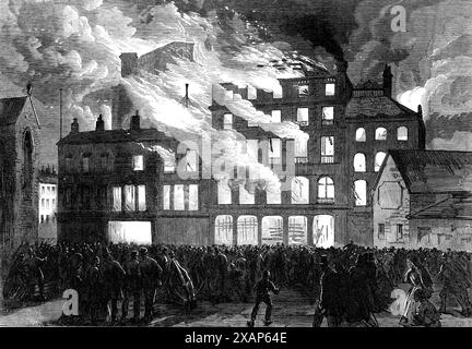 Distruzione di Compton House, Church-Street, Liverpool, per incendio, 1865. L'ampia struttura di drappeggi del signor Jeffery... è stata completamente distrutta dal fuoco... un certo numero di assistenti e lavoratori, uomini e donne, che hanno dormito nei locali, erano in una situazione di grande pericolo; ma, fortunatamente, tutti sono scappati con la loro vita. Ogni sforzo per fermare l'avanzamento dell'incendio fallì. A mezzanotte le fiamme scoppiarono attraverso il tetto, piano dopo piano cedettero, e molto presto non restò nulla dell'edificio se non le pareti annerite. La perdita è immensa, e la paura è che possa superare di gran lunga l'amou Foto Stock