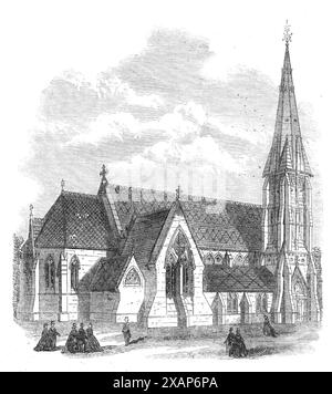 Chiesa di San Marco, Broadwater Down, Tunbridge Wells, 1868. "La chiesa costruita di recente nella tenuta del conte di Abergavenny... ha un aspetto architettonico piacevole, con un carattere di grande solidità... i tetti della chiesa sono ricoperti da ardesia variegate, disposte su un modello in tre colori, con mattonelle di cresta e creste di ferro. Le tende delle finestre sono in pietra di Bath e la muratura in generale è un'opera rustica scalinata. La fine pietra arenaria autoctona, di qualità molto dura e durevole, è il materiale principale dell'edificio. Sopra l'ingresso principale è scolpita una figura di San Marco, che scrive il gif Foto Stock