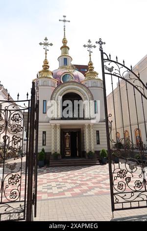 Non esclusiva: DNIPRO, UCRAINA - 30 MAGGIO 2024 - la Chiesa dell'icona della madre di Dio "gioia inaspettata" della Chiesa ortodossa Ucraina è situ Foto Stock